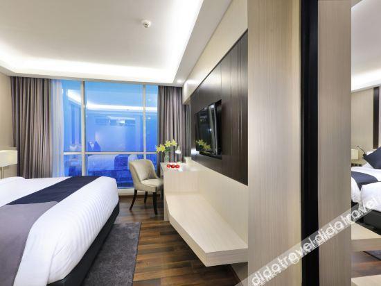 Aston Kartika Grogol Hotel & Conference Center Jakarta Exterior foto