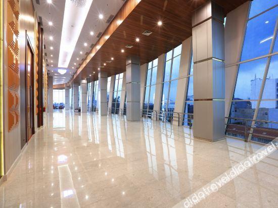 Aston Kartika Grogol Hotel & Conference Center Jakarta Exterior foto