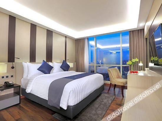 Aston Kartika Grogol Hotel & Conference Center Jakarta Exterior foto