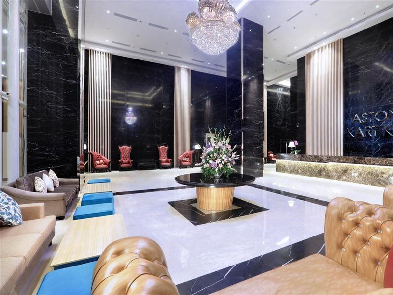 Aston Kartika Grogol Hotel & Conference Center Jakarta Exterior foto